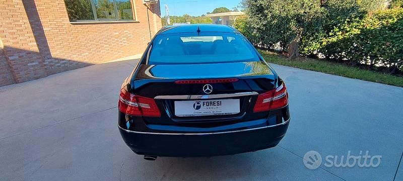 Usata Mercedes E250 Avantgarde 204 CV (150 kW) 2010 Nero Coupé