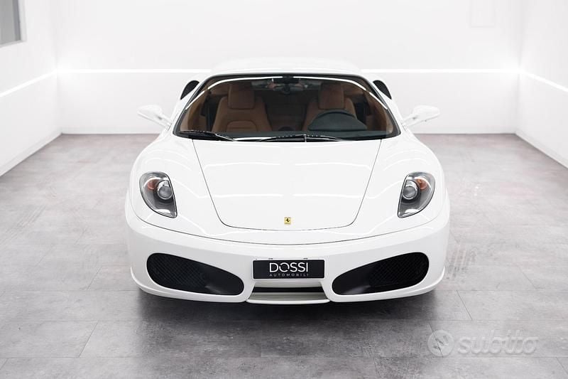 Usata Ferrari F430 490 CV (360 kW) 2006 Bianco Coupé