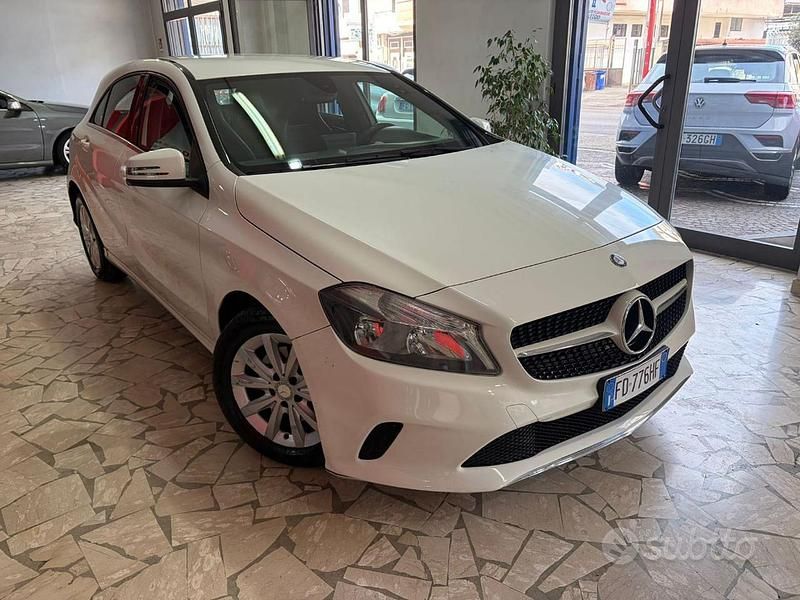 Bianco Usata 2016 Mercedes A200 Premium Berlina | 10.490 € (Super prezzo) - Immagine 1/4