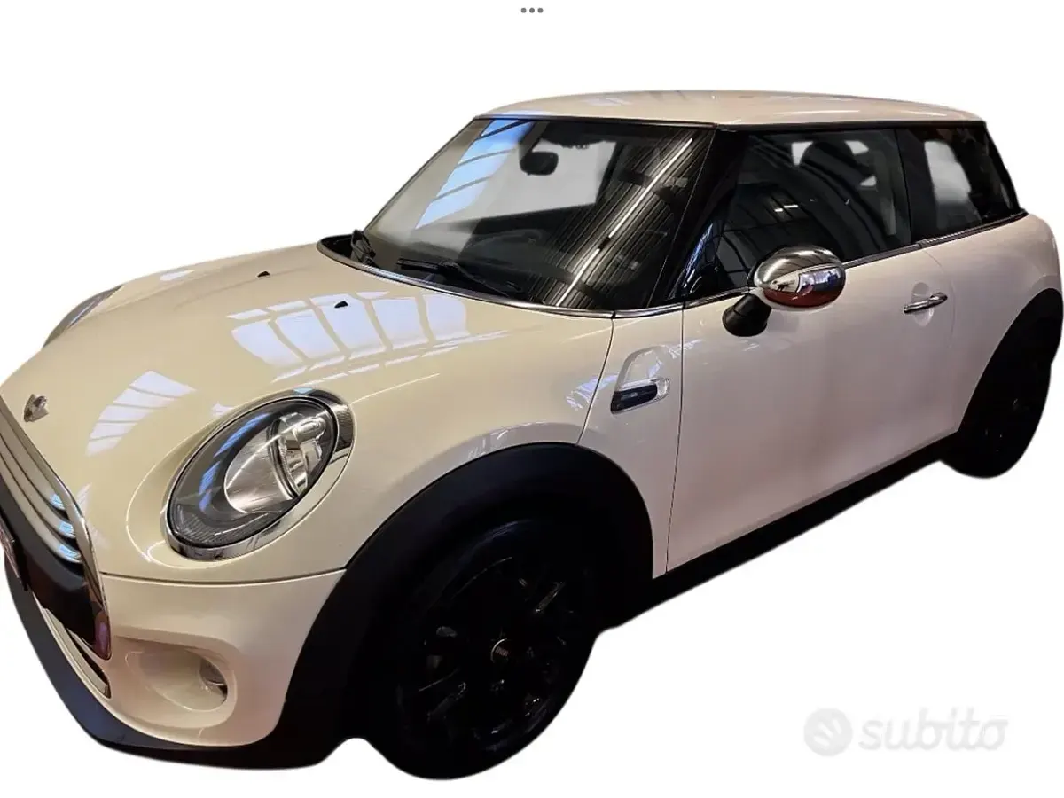 Usata Mini One D Business 95 CV (69 kW) 2015 Beige Utilitaria