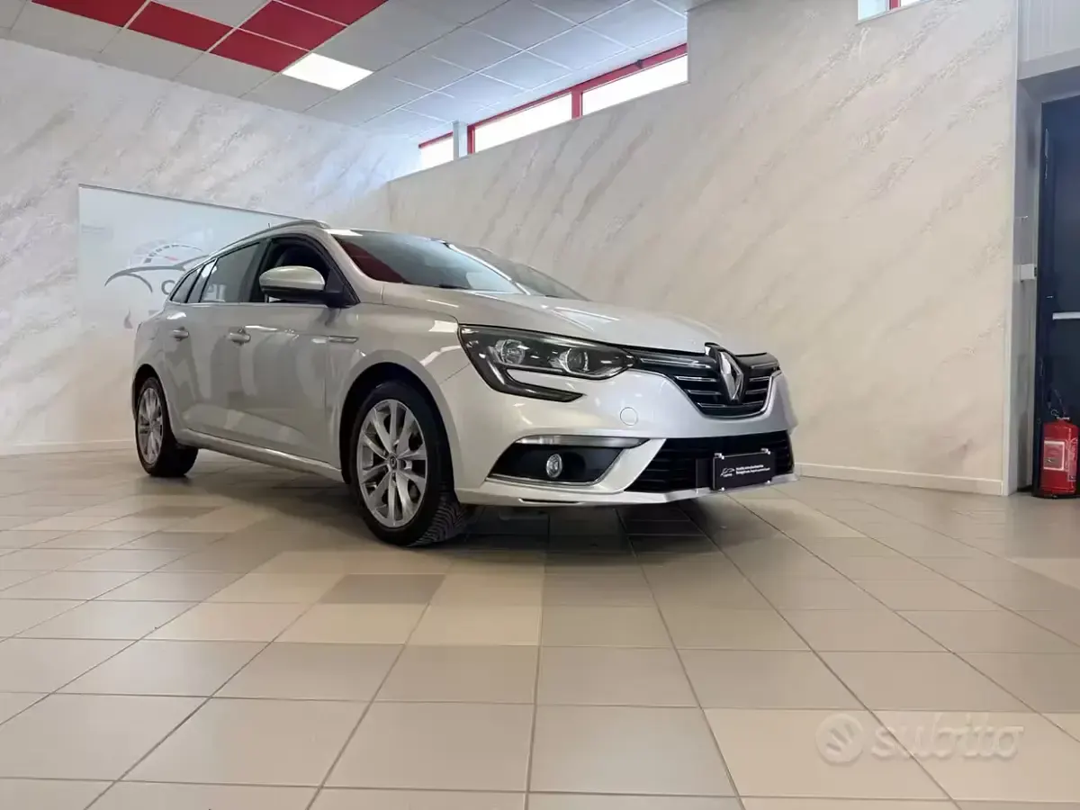 Usata Renault Mégane GrandTour Intens 110 CV (80 kW) 2019 Grigio Station wagon