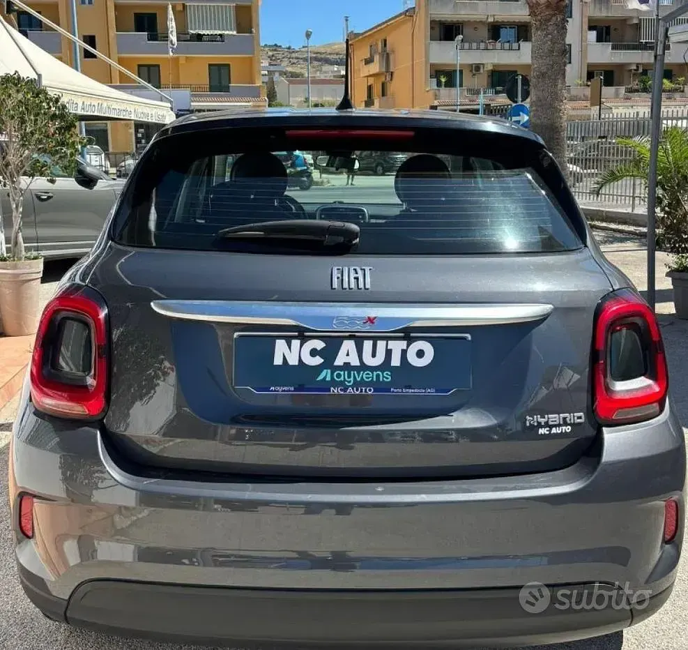 Usata Fiat 130 131 CV (96 kW) 2023 Grigio SUV