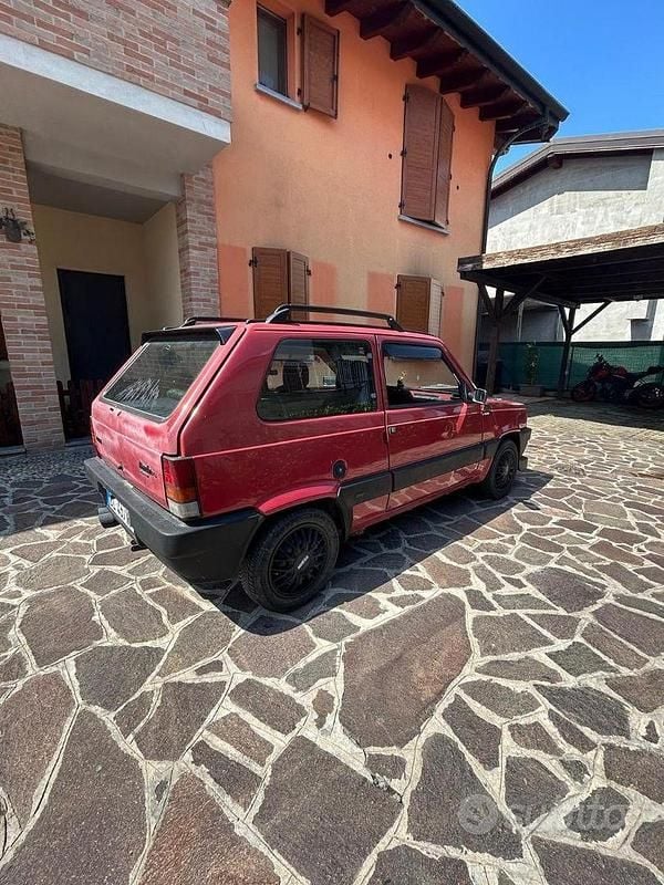 Usata Fiat Panda 39 CV (28 kW) 2000 Rosso Berlina