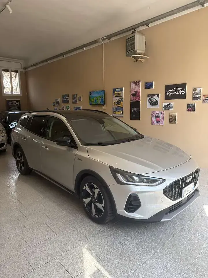 Usata Ford Focus Active 116 CV (85 kW) 2023 Argento Station wagon