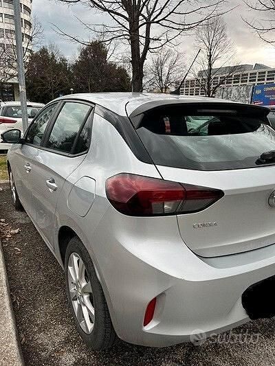 Usata Opel Corsa Edition 75 CV (55 kW) 2022 Grigio Utilitaria