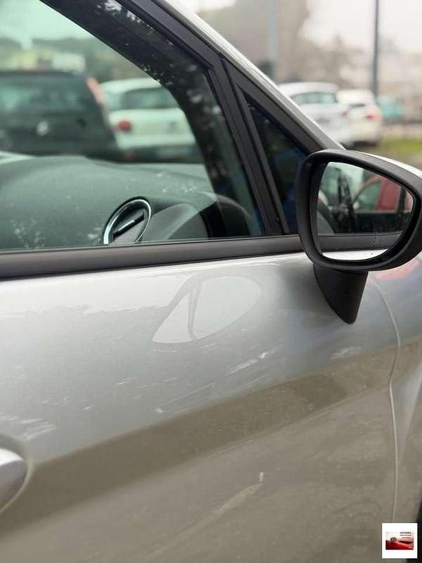 Usata Ford Fiesta Titanium 95 CV (69 kW) 2016 Bianco Berlina