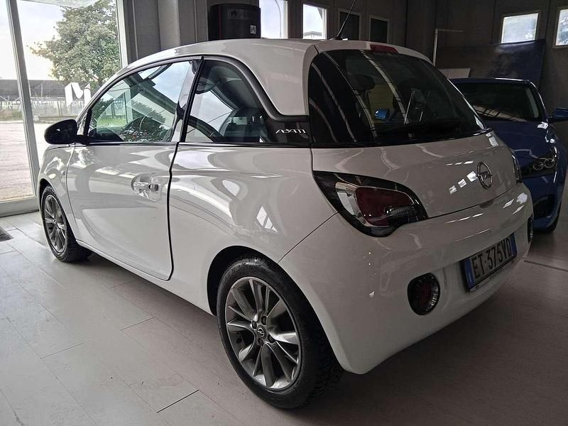 Usata Opel Adam Glam 69 CV (50 kW) 2014 Bianco Utilitaria