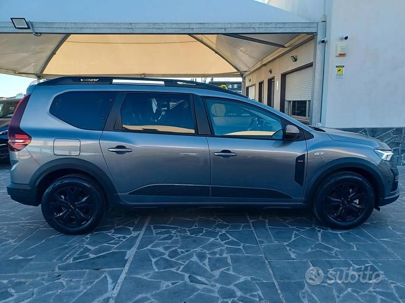 Nuova Dacia Jogger Extreme 101 CV (74 kW) 2025 Grigio Monovolume
