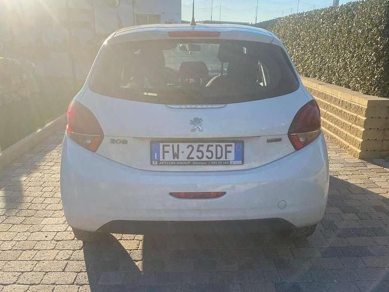 Usata Peugeot 208 Allure 75 CV (55 kW) 2016 Bianco Utilitaria