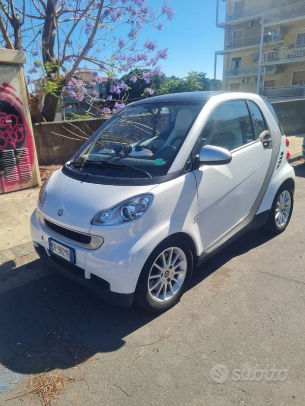 Usata Smart ForTwo Coupé 71 CV (52 kW) 2008 Utilitaria