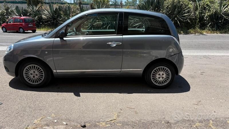 Usata 2006 Lancia Ypsilon Due volumi | 2000 € (Super prezzo) - Immagine 1/4