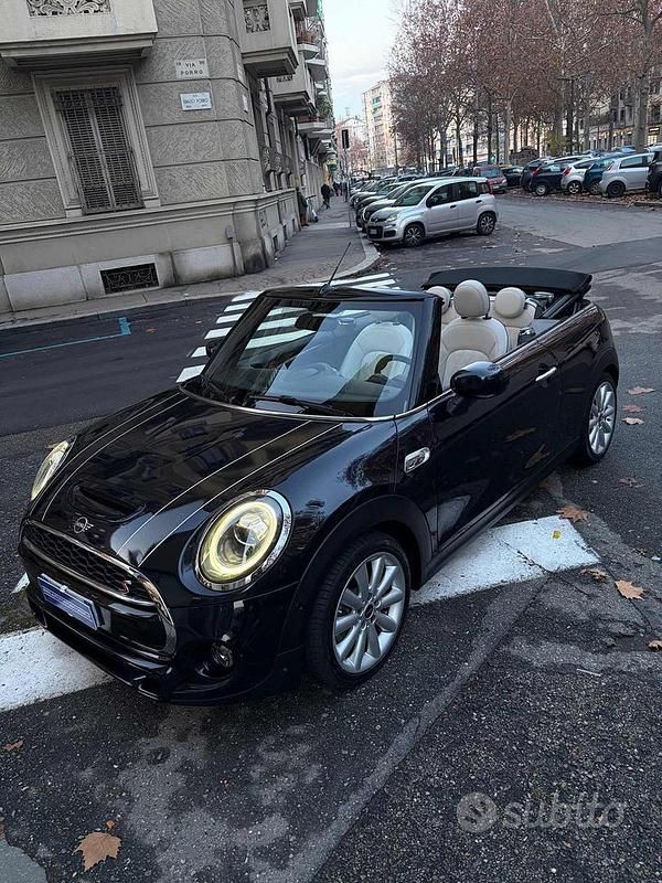 Usata Mini Cooper S Cabriolet 192 CV (141 kW) 2019 Blu Cabrio