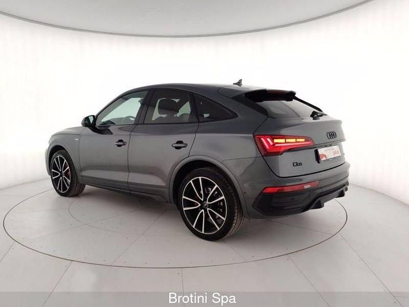Usata Audi Q5 Sportback S-line plus 286 CV (210 kW) 2022 Grigio metallizzato SUV