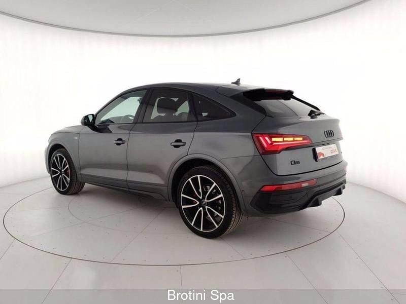 Usata Audi Q5 Sportback S-line plus 286 CV (210 kW) 2022 Grigio metallizzato SUV