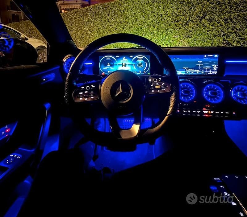 Usata Mercedes A200 AMG line 163 CV (119 kW) 2021 Nero Berlina