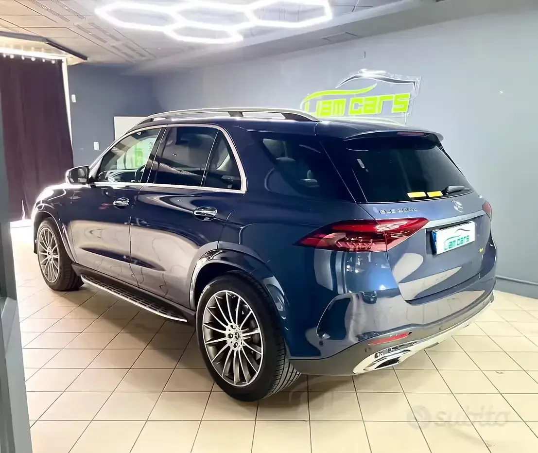 Usata Mercedes GLE300 AMG Line Premium Plus 269 CV (197 kW) 2024 Blu SUV