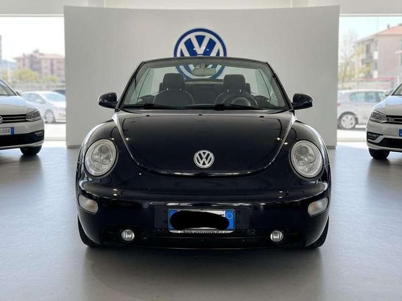 Usata VW New Beetle Cabriolet 101 CV (74 kW) 2005 Nero Cabrio