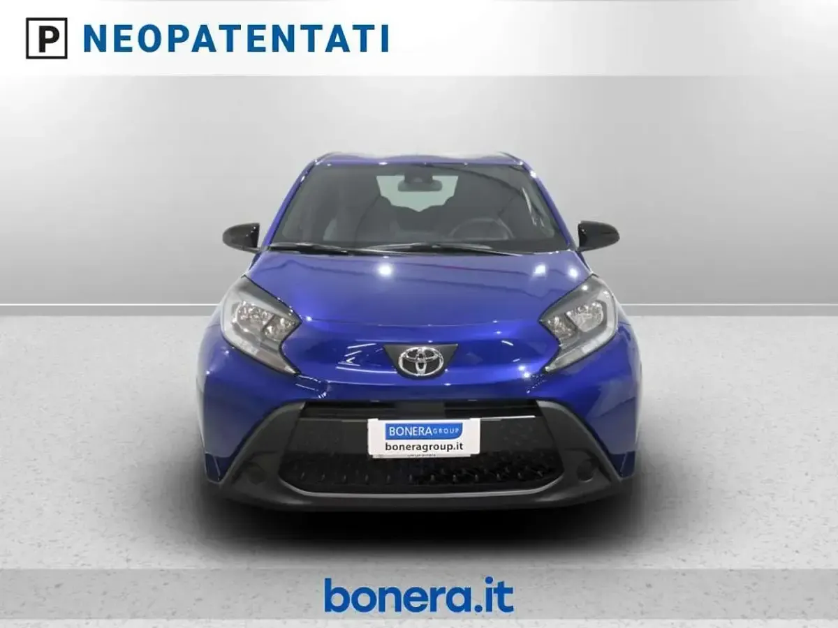 Usata Toyota Aygo X Active 72 CV (52 kW) 2024 Blu SUV