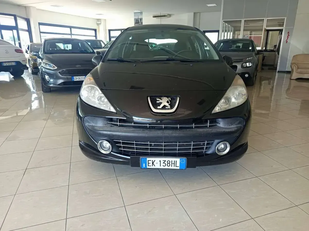 Usata Peugeot 207 73 CV (53 kW) 2012 Nero Station wagon