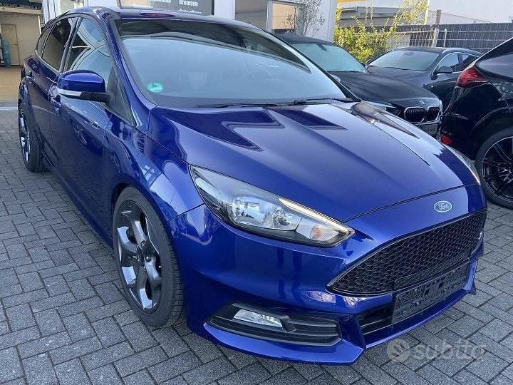 Occasion Ford Focus ST 250 ch (183 kW) 2015 Bleue Berline