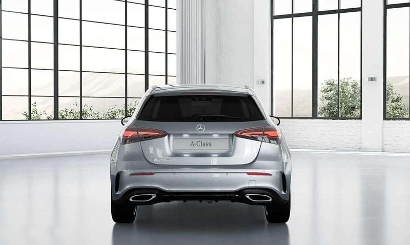 Nuova Mercedes A200 150 CV (110 kW) 2026 Argento hightech