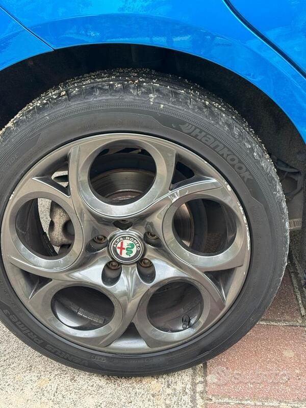 Usata Alfa Romeo Giulietta 150 CV (110 kW) 2018 Blu Utilitaria