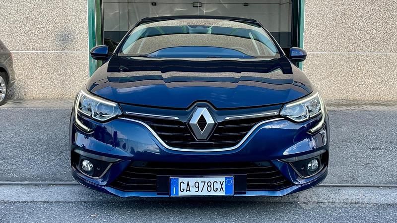 Usata Renault Mégane IV 95 CV (69 kW) 2020 Blu/azzurro Berlina