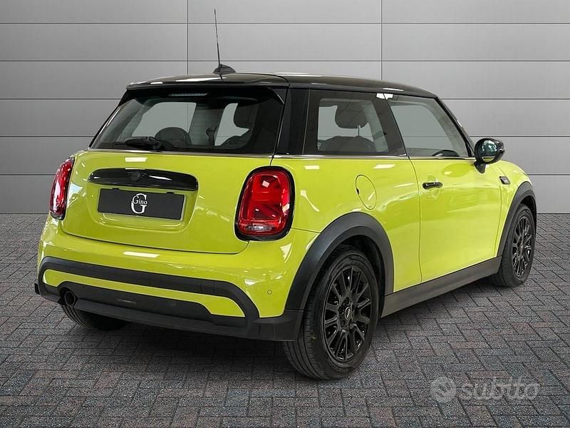 Usata Mini Cooper Classic 136 CV (100 kW) 2023 Giallo Utilitaria