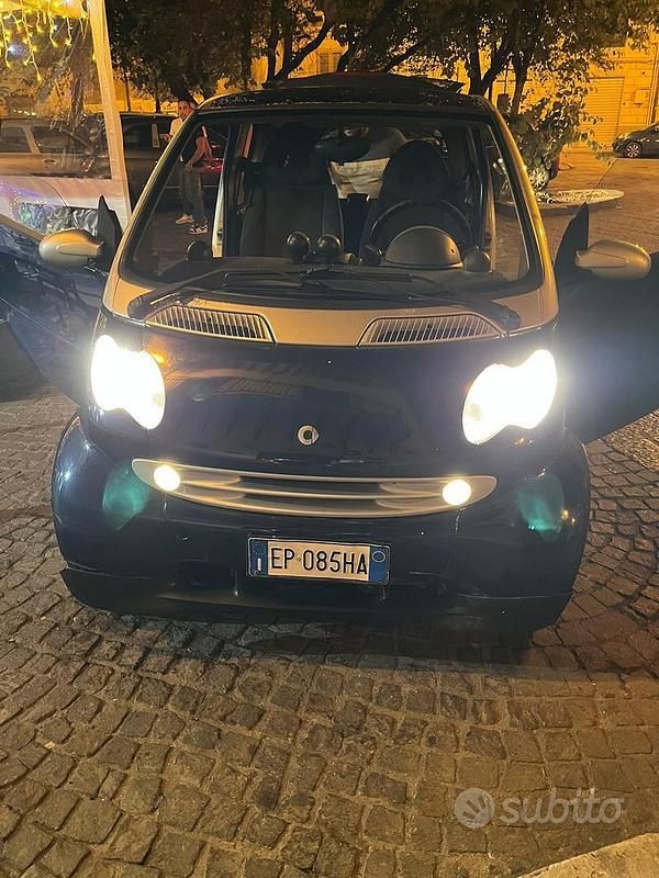 Blu Usata 2005 Smart ForFour Due volumi | 1300 € - Immagine 1/4