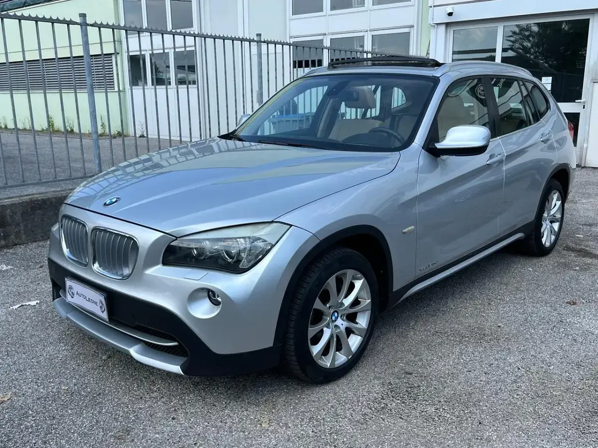 Usata BMW X1 204 CV (150 kW) 2010 Argento SUV