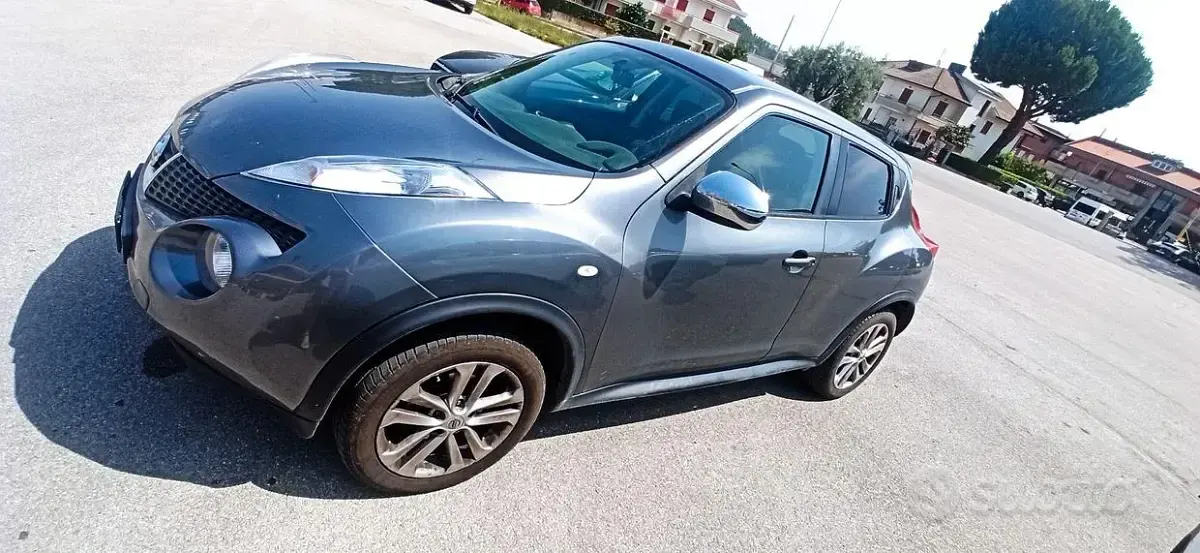 Usata Nissan Juke 110 CV (80 kW) 2013 Grigio SUV