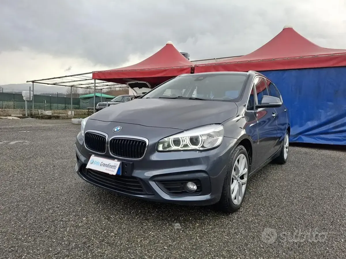 Usata BMW 216 Active Tourer Luxury Line 115 CV (84 kW) 2015 Grigio Monovolume