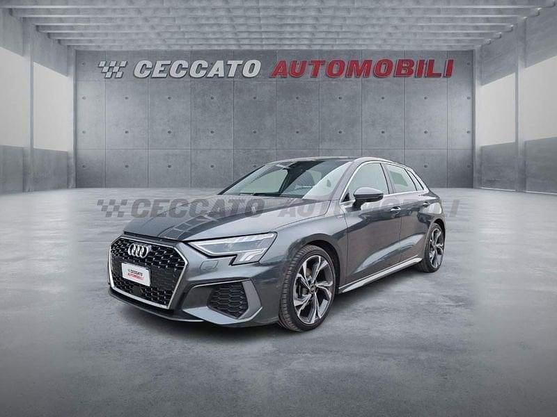 Grigio Usata 2023 Audi A3 Sportback S-Line Due volumi | 26.030 € (Super prezzo) - Immagine 1/4