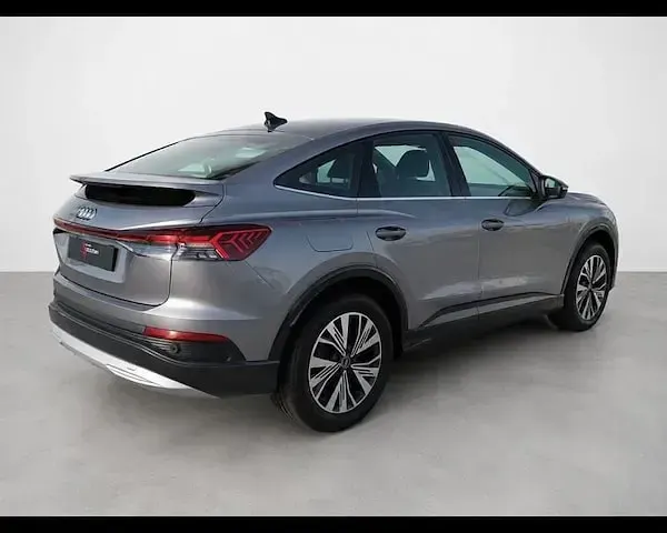 Usata Audi Q4 Sportback e-tron Advanced Plus 150 kW (204 CV) 2023 Grigio tifone metallizzato SUV