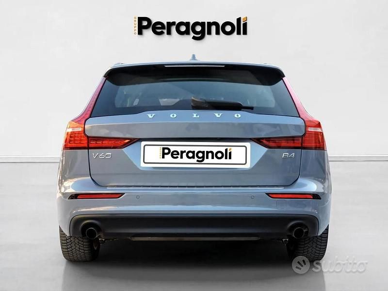 Usata Volvo V60 Business Edition 197 CV (144 kW) 2021 Grigio Station wagon