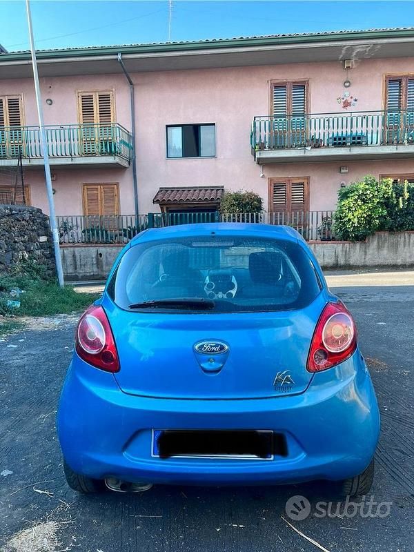 Usata Ford Ka 69 CV (50 kW) 2011 Blu Utilitaria