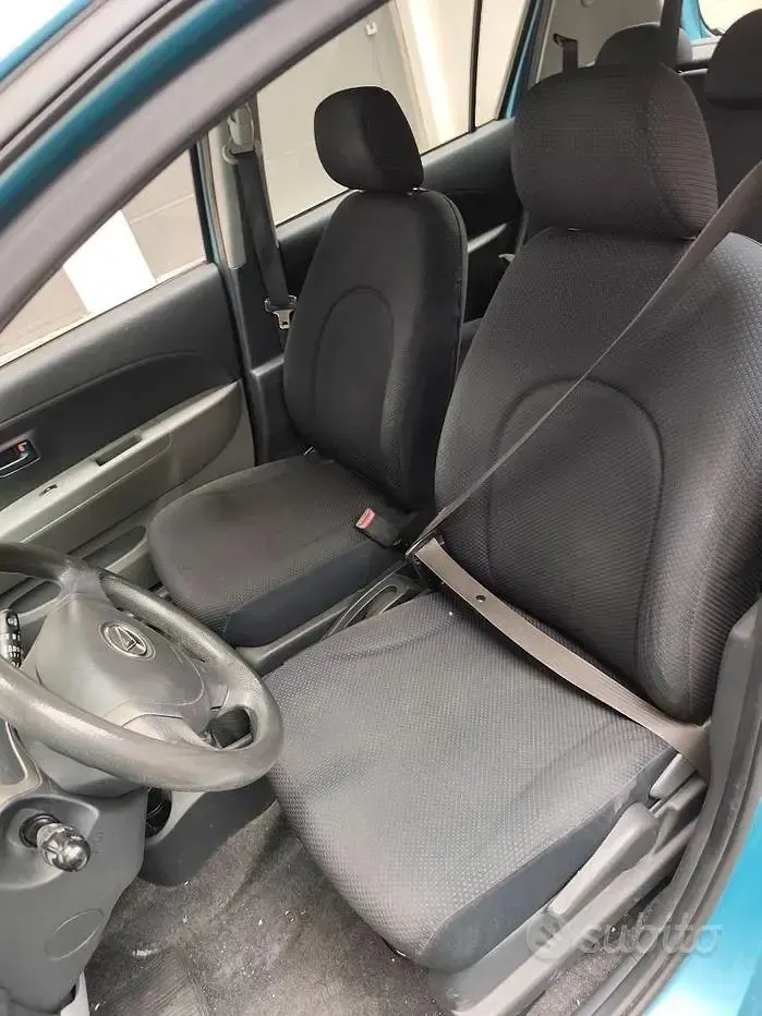 Usata Daihatsu Sirion 87 CV (63 kW) 2008 Bluazzurro Utilitaria
