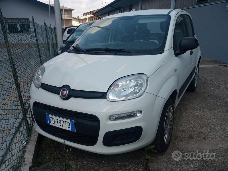 Usata Fiat Panda Easy 85 CV (62 kW) 2016 Bianco Utilitaria