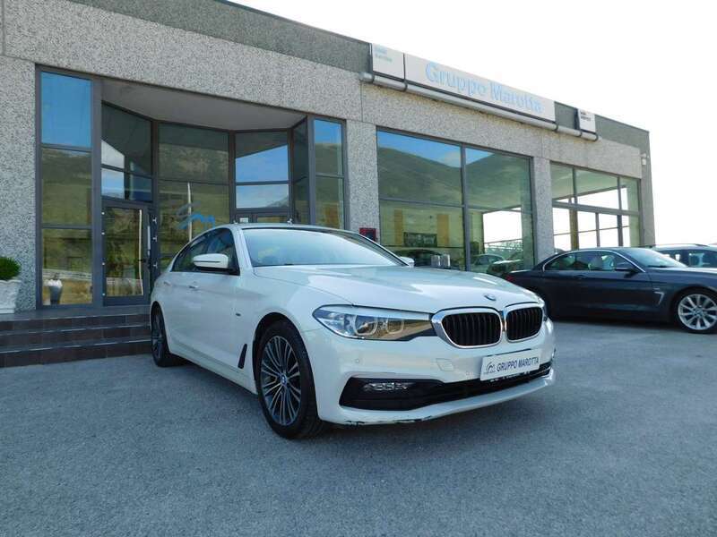 Usato 2018 BMW 520 2.0 Diesel 190 CV (23.990 €)