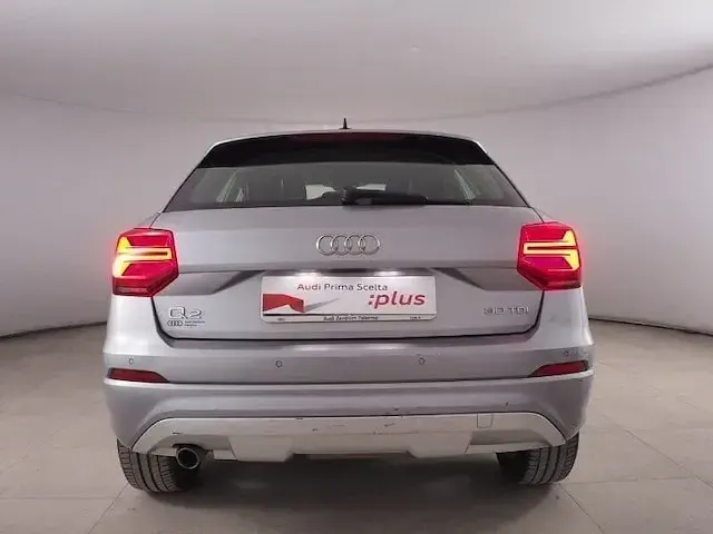 Usata Audi Q2 Admired 116 CV (85 kW) 2019 Argento SUV