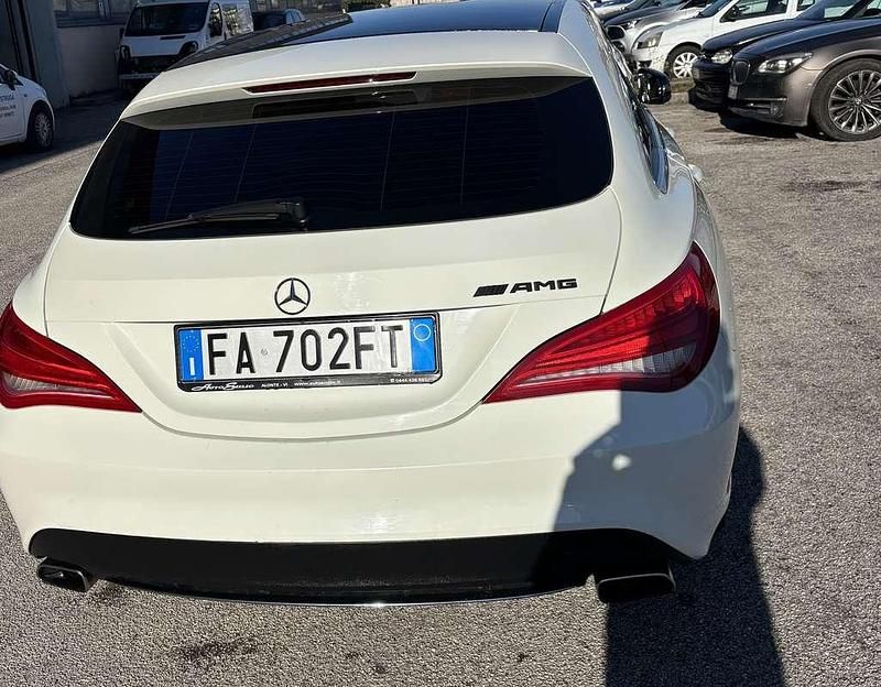 Usata Mercedes CLA220 Shooting Brake Premium 177 CV (130 kW) 2015 Station wagon
