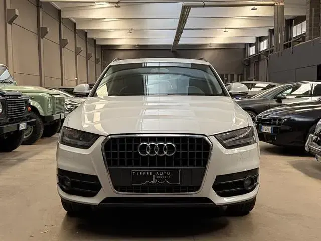 Usata Audi Q3 Business 140 CV (102 kW) 2014 Bianco metallizzato SUV