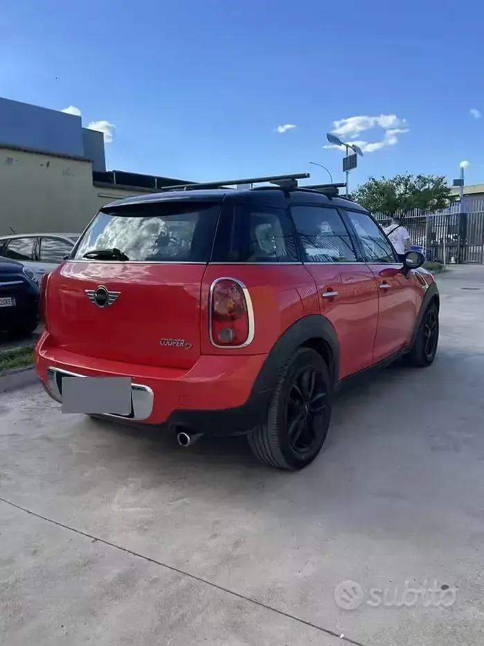 Usata Mini Countryman 111 CV (81 kW) 2012 Rosso SUV