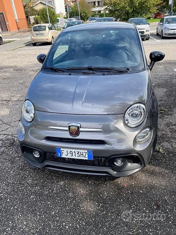 Grigio Usata 2017 Abarth 595 Pista Due volumi | 17.900 € (Molto cara) - Immagine 1/4