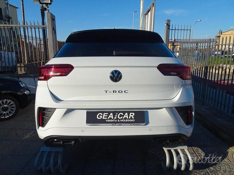 Usata VW T-Roc R-line 2024 Grigio SUV