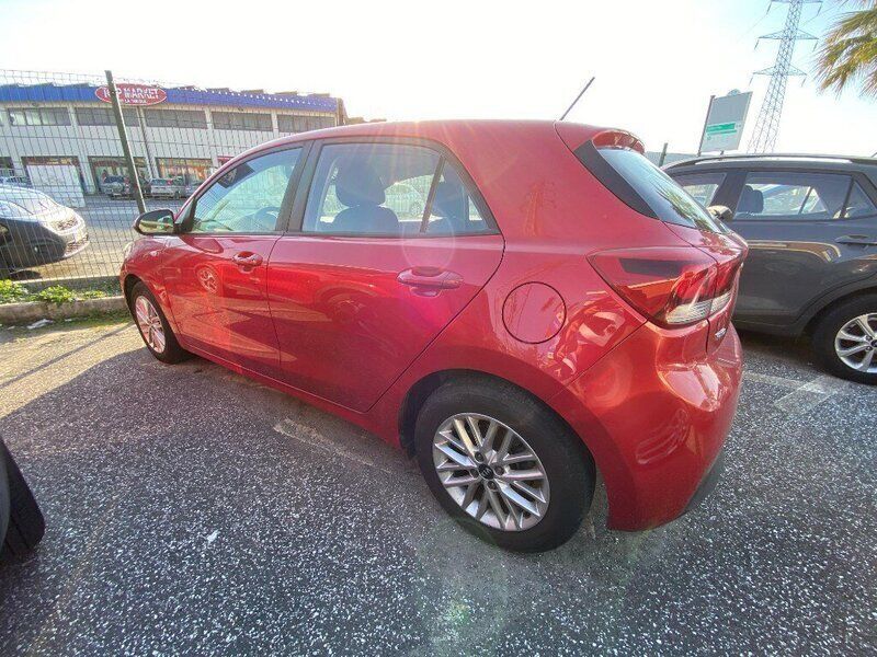 N.d. Usata 2019 Kia Rio Active Tre volumi | 10.900 € (Buon prezzo) - Immagine 1/4