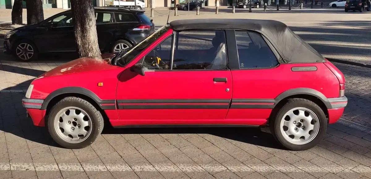 Usata Peugeot 205 102 CV (75 kW) 1992 Cabrio