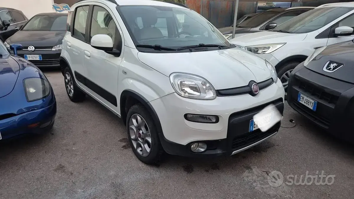 Usata Fiat Panda 4x4 S 75 CV (55 kW) 2014 Bianco Utilitaria