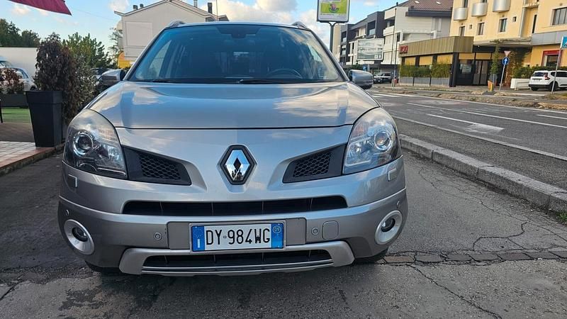 Oro Usata 2009 Renault Koleos SUV | 3500 € (Buon prezzo) - Immagine 1/4