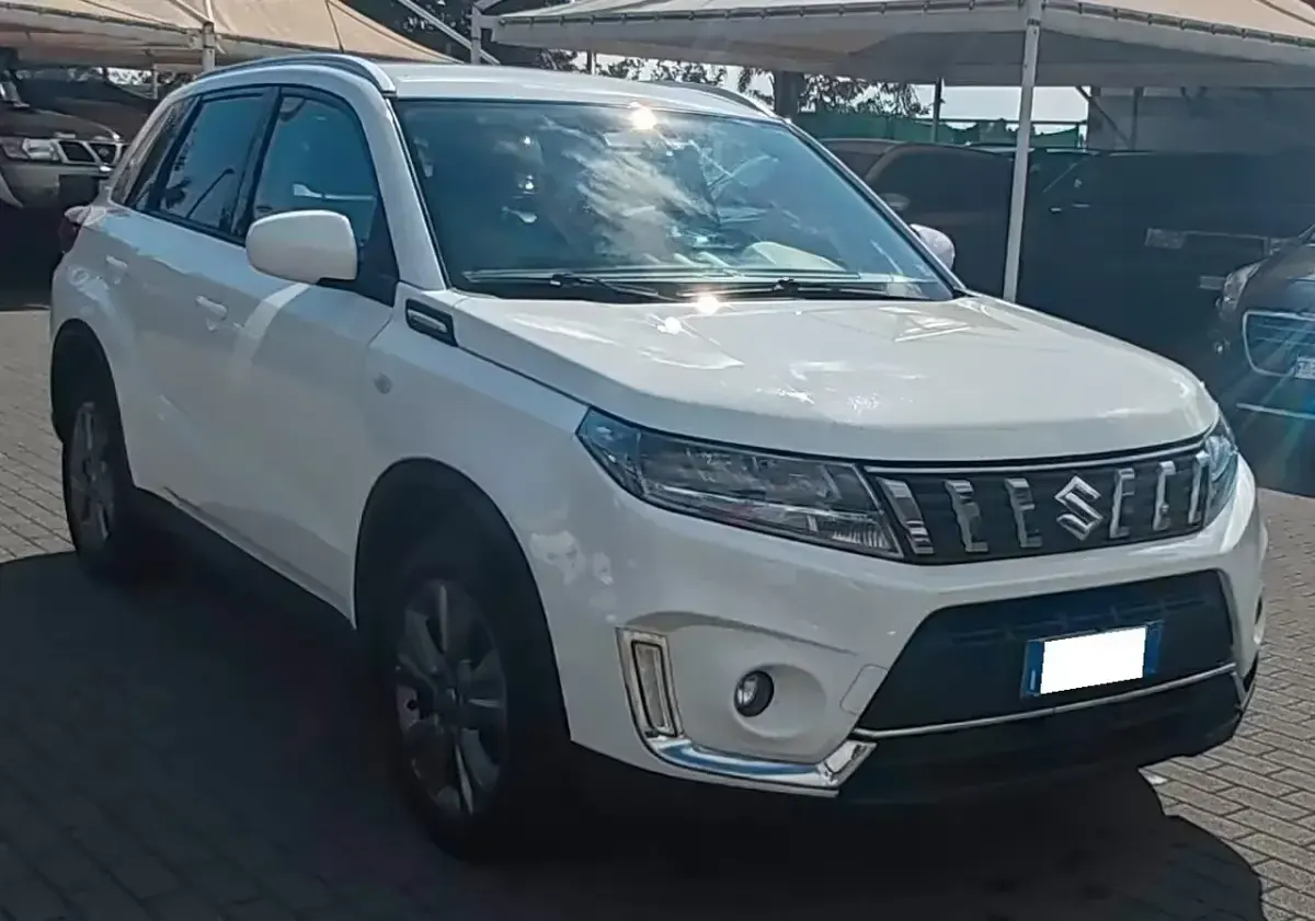 Usata Suzuki Vitara Cool 129 CV (94 kW) 2020 Bianco SUV